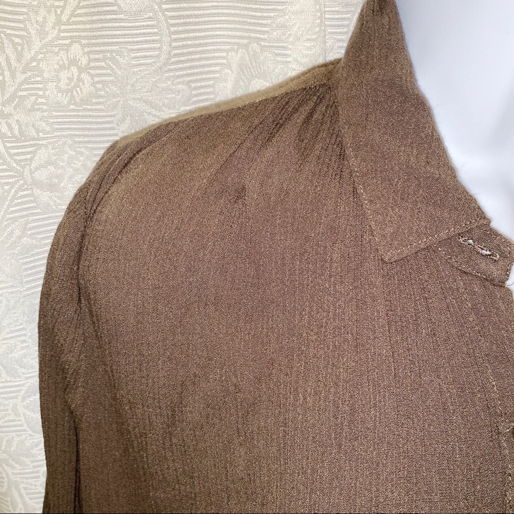 3/20 🎉 Free People- Brown High-Low Oversized Button-Up, XS (runs large) - Picture 4 of 6